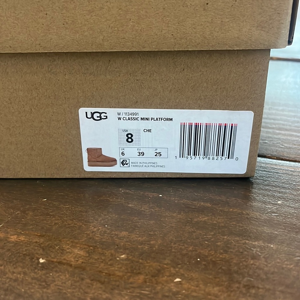 Ugg classic mini platform